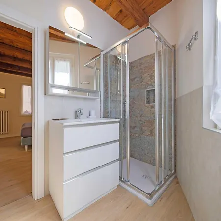 Apartmentsgarda - Loggia Liberta Garda (Verona)
