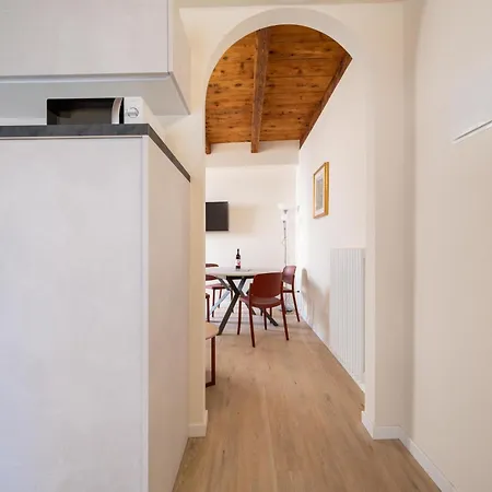Apartmentsgarda - Loggia Liberta