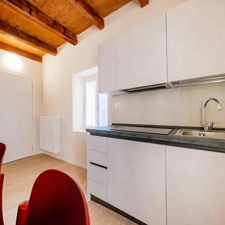 Apartmentsgarda - Loggia Liberta Apartment *
