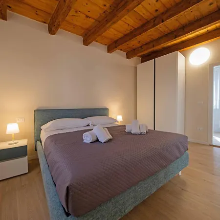 Apartmentsgarda - Loggia Liberta *