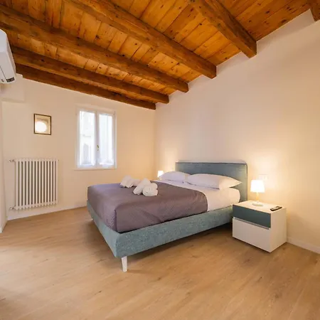 Apartmentsgarda - Loggia Liberta Apartment Garda (Verona)